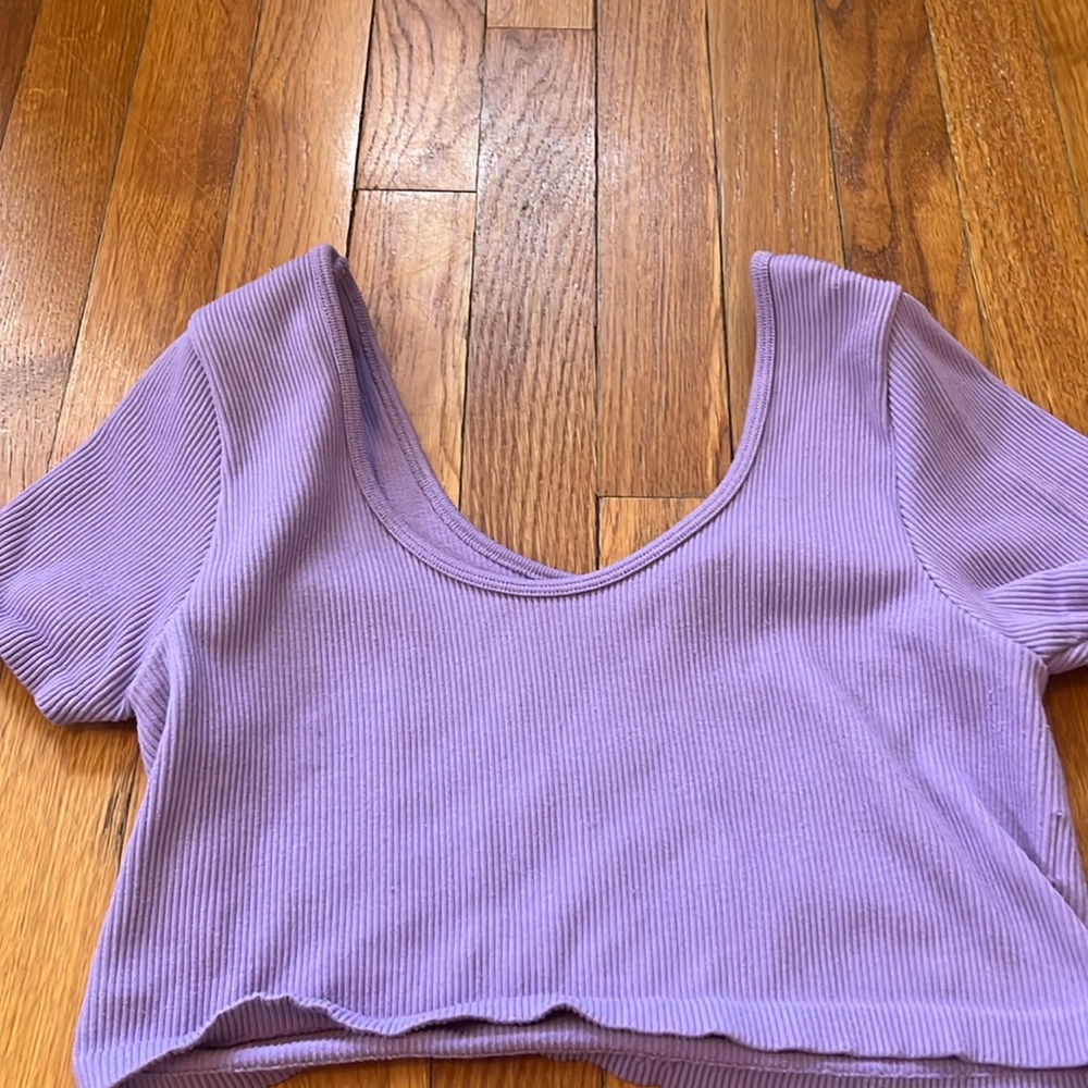 purple crop top